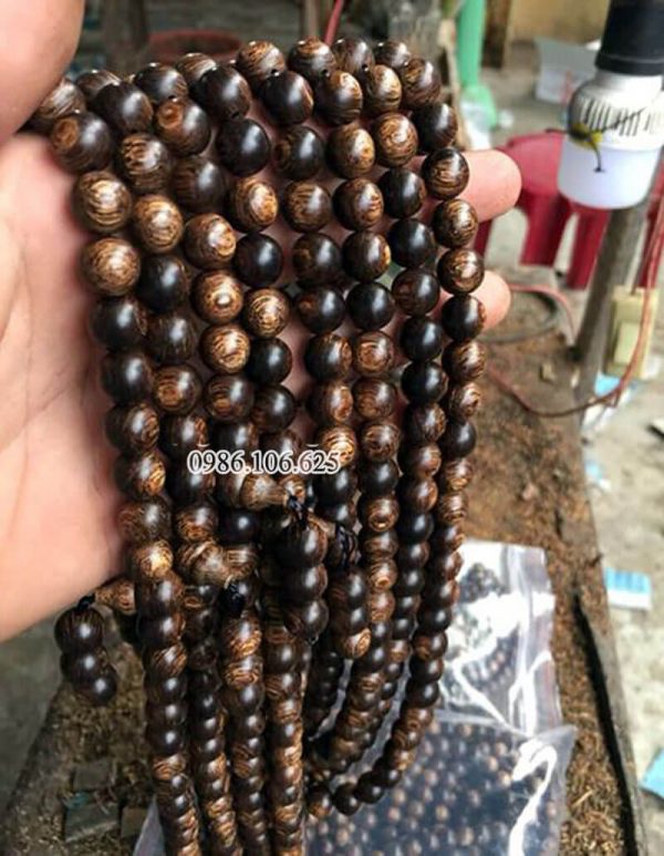 Chuỗi Vòng Trầm Hương Sánh Chìm 108 Hạt