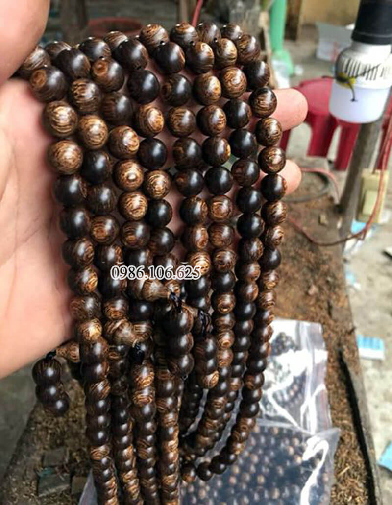 Chuỗi Vòng Trầm Hương Sánh Chìm 108 Hạt